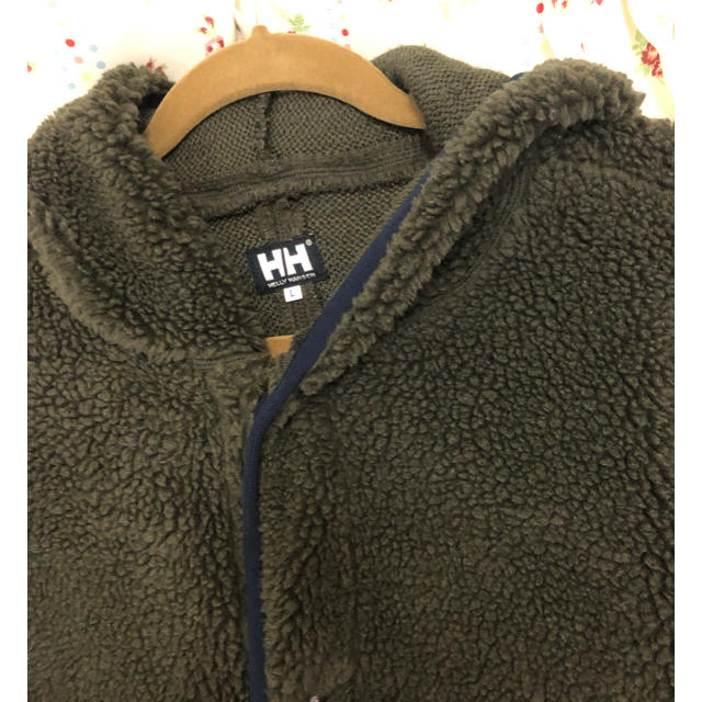 HELLY HANSEN(ヘリーハンセン)の値下げ！　ヘリーハンセン　ボアフリース　ポンチョ　パーカー レディースのジャケット/アウター(ブルゾン)の商品写真