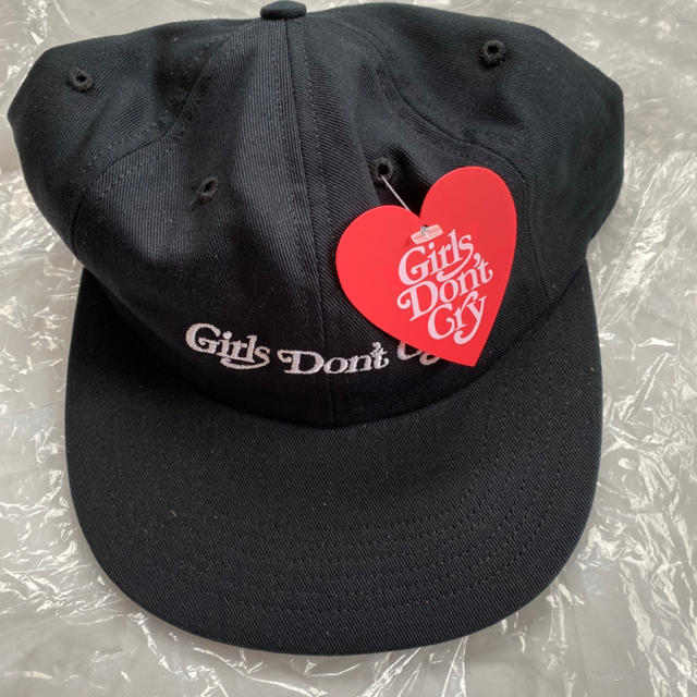 GDC(ジーディーシー)のGirls don't cry 6 PANEL CAP キャップ　黒 メンズの帽子(キャップ)の商品写真