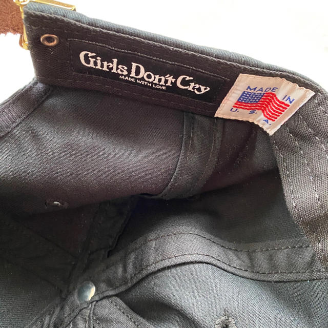 GDC(ジーディーシー)のGirls don't cry 6 PANEL CAP キャップ　黒 メンズの帽子(キャップ)の商品写真