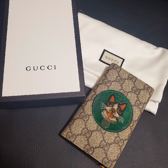 Gucci - GUCCI iPhone ケースの通販
