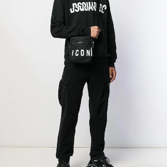 DSQUARED2(ディースクエアード)のディースクエアード　ショルダーバッグ　ICON メンズのバッグ(ショルダーバッグ)の商品写真