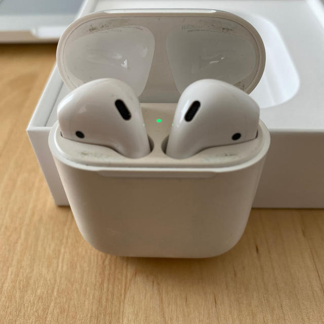 Apple AirPods