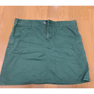 ユニクロ(UNIQLO)のスカート 台形スカート カーキ ユニクロ グリーン　UNIQLO 緑(ミニスカート)
