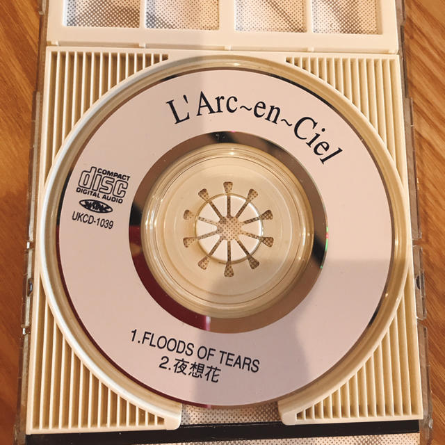 【1000枚限定盤】L'Arc〜en〜Ciel 3