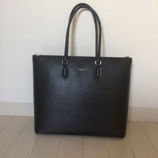 フルラ(Furla)の【2回使用】 FURLAのブラックトート 美品 お値下げして再出品(トートバッグ)