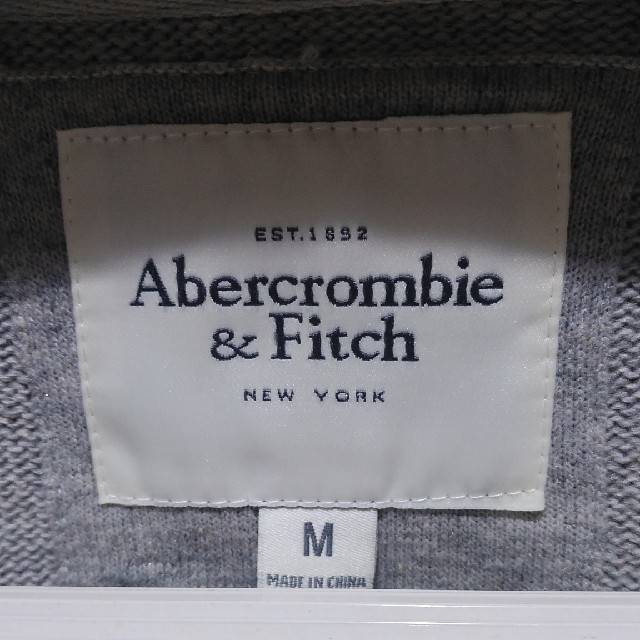 Abercrombie&Fitch(アバクロンビーアンドフィッチ)のアバクロ カーディガン レディースのトップス(カーディガン)の商品写真