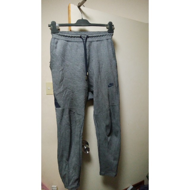 NIKE(ナイキ)のNIKE TECH FLEECE CROPPED JOGGER PANT M 灰 メンズのパンツ(その他)の商品写真