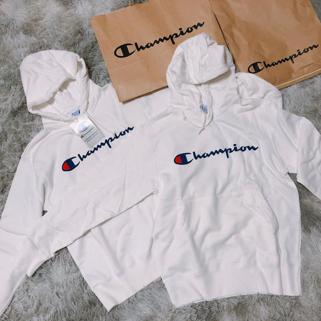 Champion(チャンピオン)のChampion パーカーユニセックス（S）（M） レディースのトップス(パーカー)の商品写真