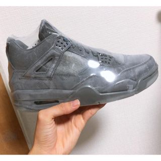 Nike Air Jordan 4 Retro x KAWS カウズ(スニーカー)