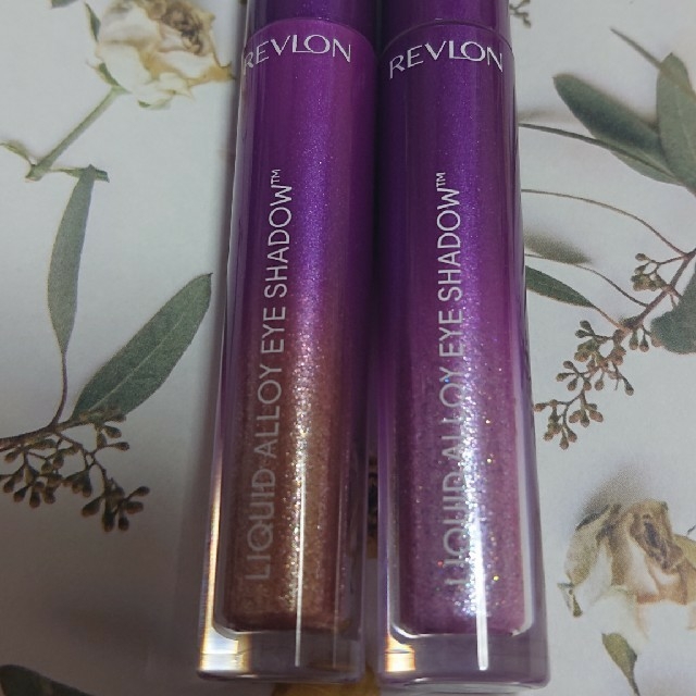 REVLON(レブロン)のRevlon 限定カラー3個セット コスメ/美容のベースメイク/化粧品(アイシャドウ)の商品写真