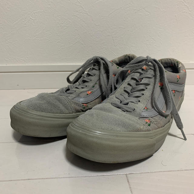 UNDERCOVER(アンダーカバー)のUNDERCOVER VANS OLDSKOOL コラボスニーカー　27.5cm メンズの靴/シューズ(スニーカー)の商品写真