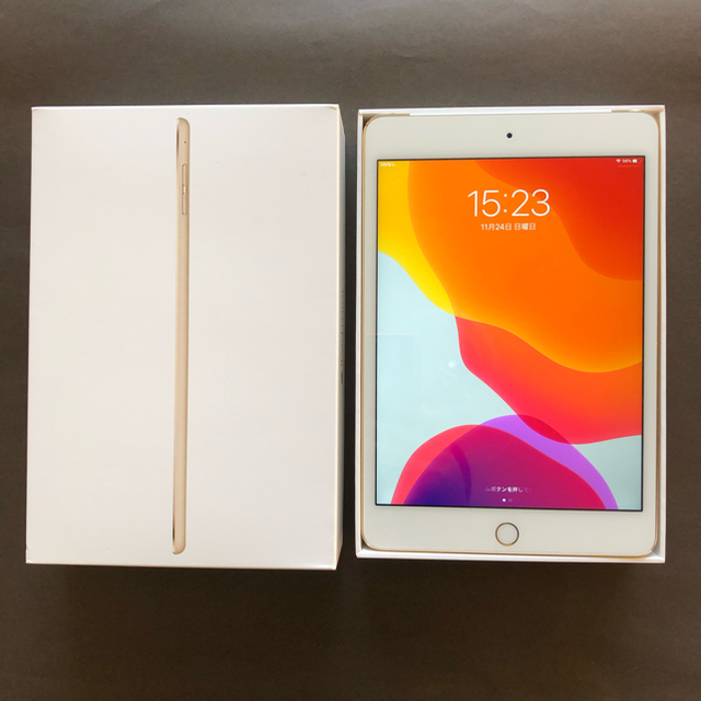 ■	iPadmini4 64G docomo版　セルラーモデル　ドコモ