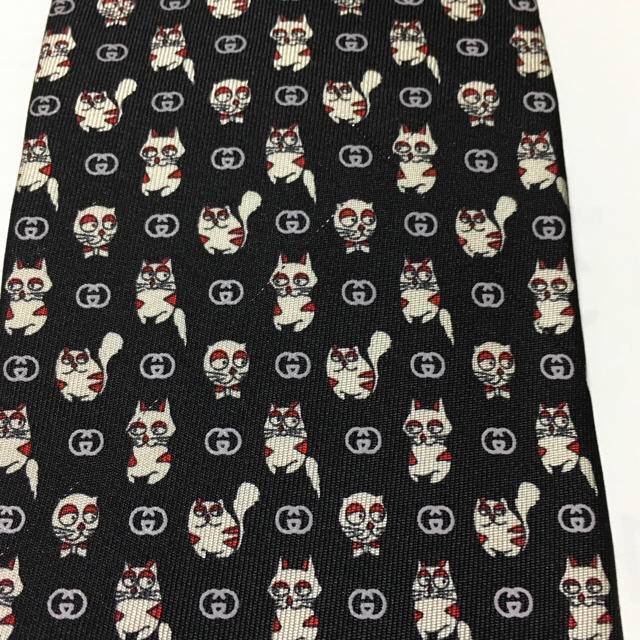 Gucci(グッチ)のグッチ　ネクタイ　猫柄 メンズのファッション小物(ネクタイ)の商品写真