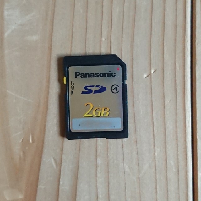 Panasonic(パナソニック)のPanasonic SDカード ２GB スマホ/家電/カメラのPC/タブレット(PC周辺機器)の商品写真