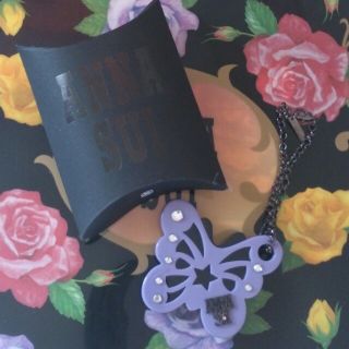 アナスイ(ANNA SUI)のANNASUI 蝶々チャーム♪新品(キーホルダー)