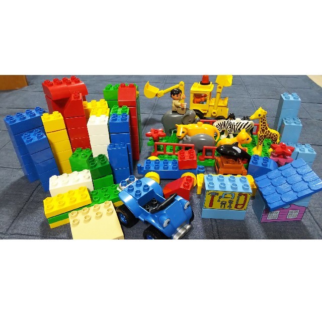 Lego(レゴ)のレゴブロック 緑のバケツ その他 キッズ/ベビー/マタニティのおもちゃ(積み木/ブロック)の商品写真