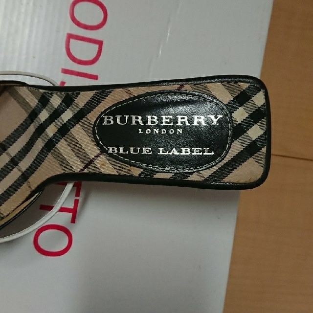 BURBERRY BLUE LABEL(バーバリーブルーレーベル)のサンダル レディースの靴/シューズ(サンダル)の商品写真