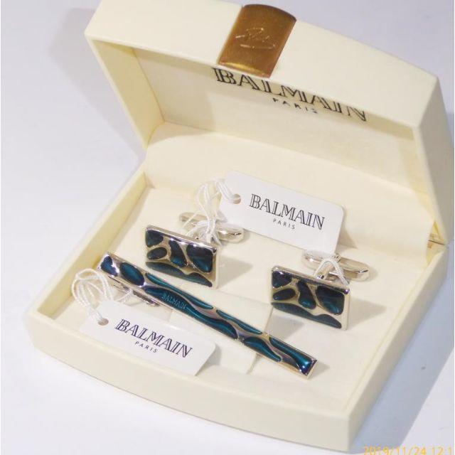 BALMAIN(バルマン)の和和様専用　バルマン　カフス・タイピンセット　エポキシ入 メンズのファッション小物(カフリンクス)の商品写真