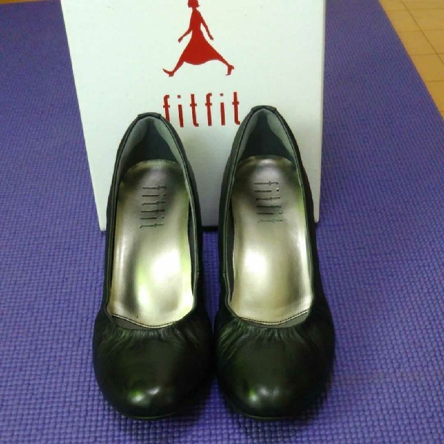 fitfit(フィットフィット)のフィットフィットシャーリングパンプス レディースの靴/シューズ(ハイヒール/パンプス)の商品写真