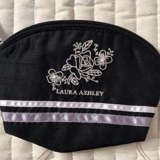 ローラアシュレイ(LAURA ASHLEY)のローラアシュレイ　ポーチ‼︎最終‼︎(ポーチ)