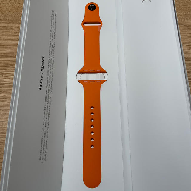 Hermes(エルメス)の(新品未使用) Apple Watch バンド HERMES エルメス メンズの時計(ラバーベルト)の商品写真