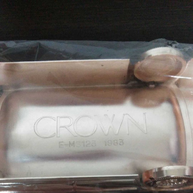 トヨタ(トヨタ)の【新品未使用】トヨタ　クラウン　CROWN シガレットケース　箱付き メンズのファッション小物(タバコグッズ)の商品写真