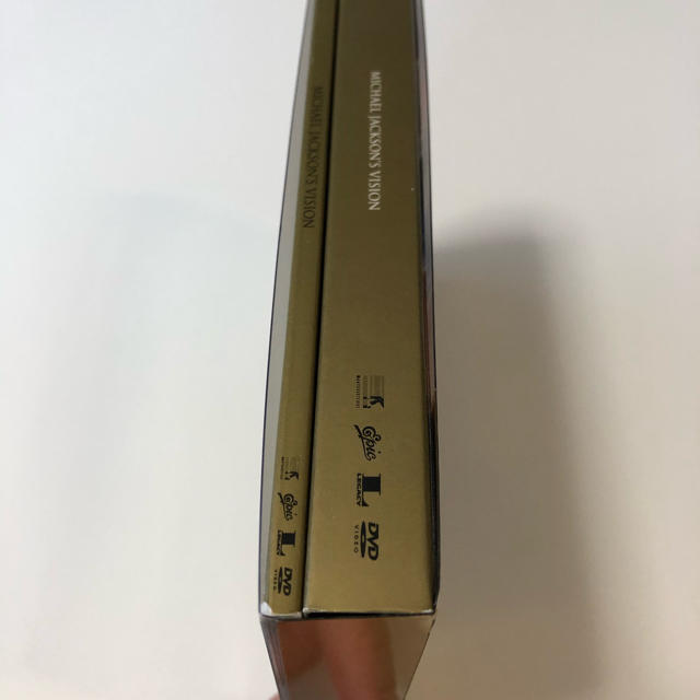 【H i30様専用】マイケルジャクソン  3枚組DVD VISION エンタメ/ホビーのDVD/ブルーレイ(ミュージック)の商品写真