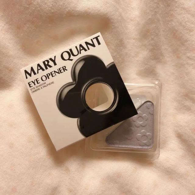 MARY QUANT(マリークワント)の【マリークワント】アイシャドウ コスメ/美容のベースメイク/化粧品(アイシャドウ)の商品写真