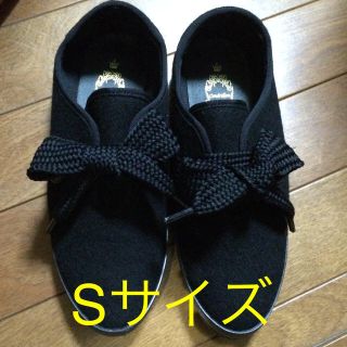 美品♥︎ブラックリボンシューズ(スニーカー)