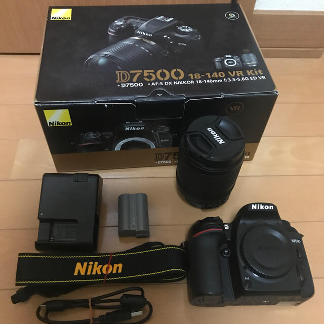 Nikon(ニコン)のd7500 18-140vrレンズキット スマホ/家電/カメラのカメラ(デジタル一眼)の商品写真