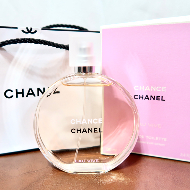 CHANEL(シャネル)のシャネル チャンス 100ml コスメ/美容の香水(香水(女性用))の商品写真