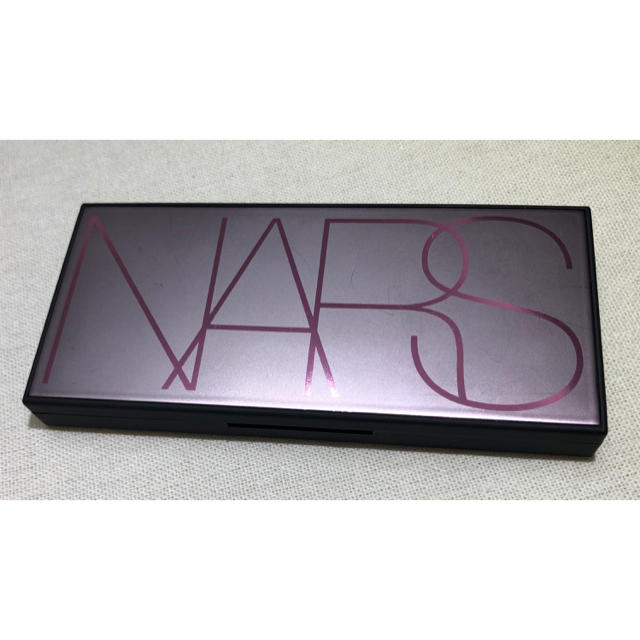 NARS(ナーズ)のNARS  デンジャーコントロールアイシャドウパレット コスメ/美容のベースメイク/化粧品(アイシャドウ)の商品写真