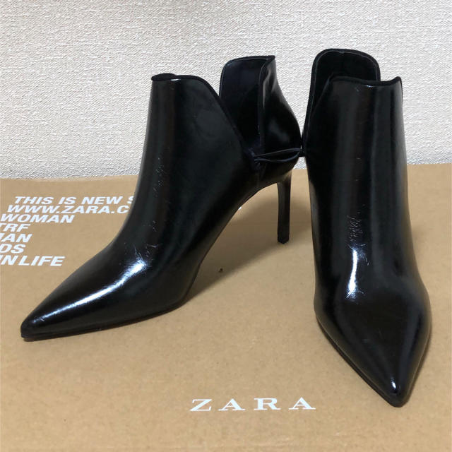 ZARA★カットアウト入りアンクルブーツ★39新品