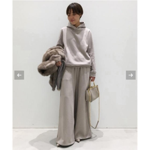 火曜日まで アパルトモン コンフォート パンツ ベージュ 火曜日まで アパルトモン コンフォート パンツ ベージュ