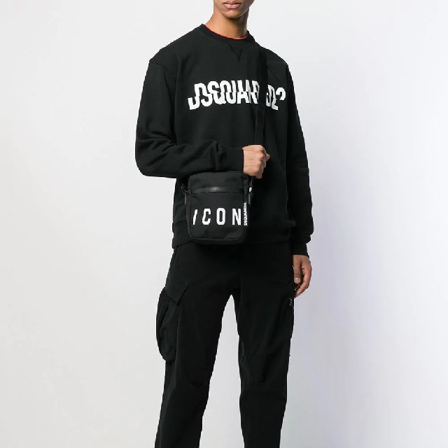 DSQUARED2(ディースクエアード)のディースクエアード　ICON ショルダーバッグ メンズのバッグ(ショルダーバッグ)の商品写真