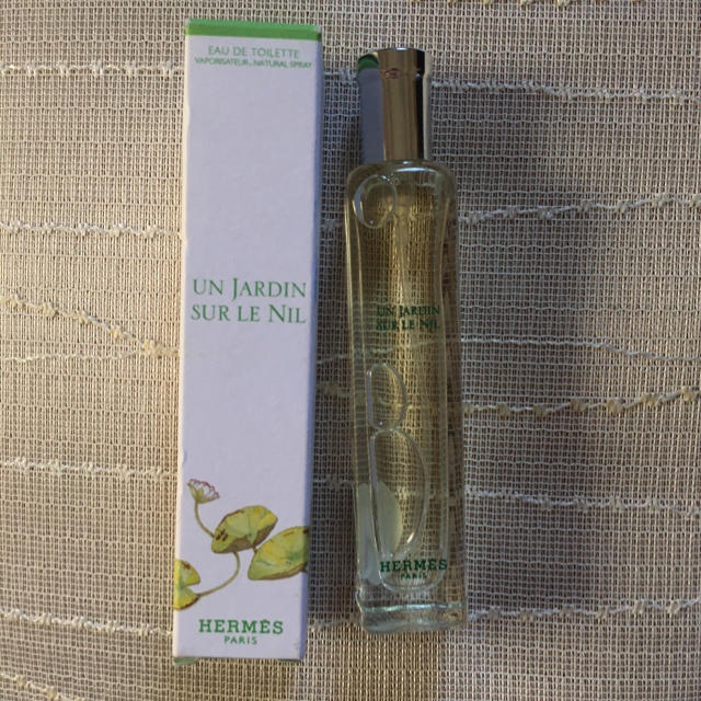 Hermes(エルメス)のエルメスナイルの庭♡15ml コスメ/美容の香水(ユニセックス)の商品写真