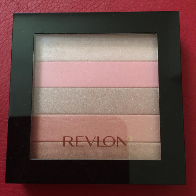 REVLON(レブロン)のレブロン ハイライティングパレット コスメ/美容のベースメイク/化粧品(フェイスカラー)の商品写真