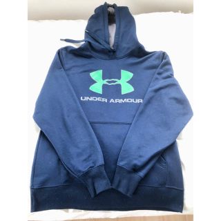 アンダーアーマー(UNDER ARMOUR)の送料込みアンダーアーマーパーカーsize LG(パーカー)