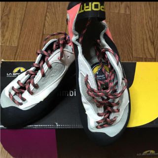 スポルティバ(LA SPORTIVA)のスポルティバ レディース キッズ クライミングシューズ(登山用品)