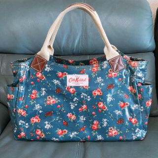 キャスキッドソン(Cath Kidston)のmoe様専用同梱商品　キャスキッドソン　ハンドバッグ　小花小鳥柄(ハンドバッグ)