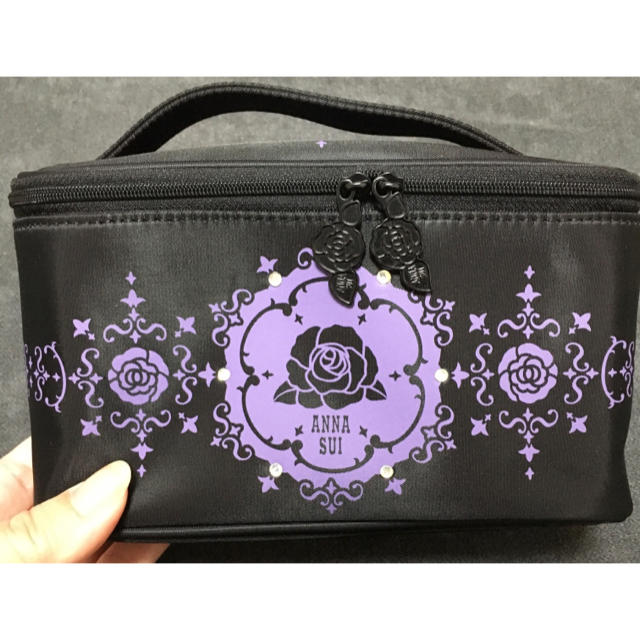 ANNA SUI(アナスイ)の最終値下げ★ANNA SUI アナスイ 新品未使用　ラインストーン　ポーチ レディースのファッション小物(ポーチ)の商品写真