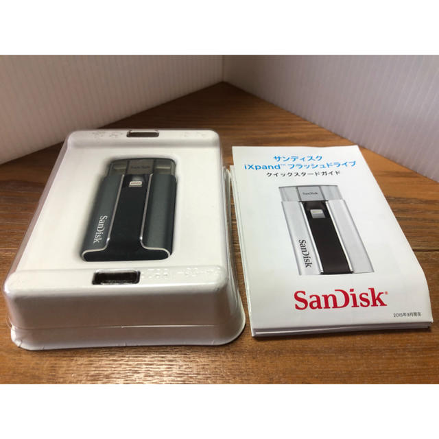 SanDisk(サンディスク)のSan disk ixpandフラッシュドライブ(128GB) スマホ/家電/カメラのPC/タブレット(PC周辺機器)の商品写真