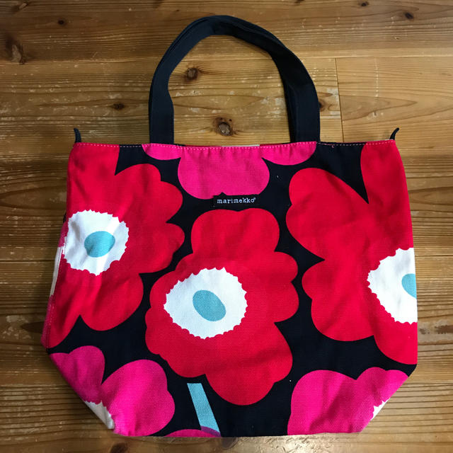 marimekko(マリメッコ)のマリメッコ ウニッコ バッグ used レディースのバッグ(トートバッグ)の商品写真