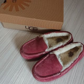 アグ(UGG)のUGG 7 モカシン アンスレー ピンク(スリッポン/モカシン)