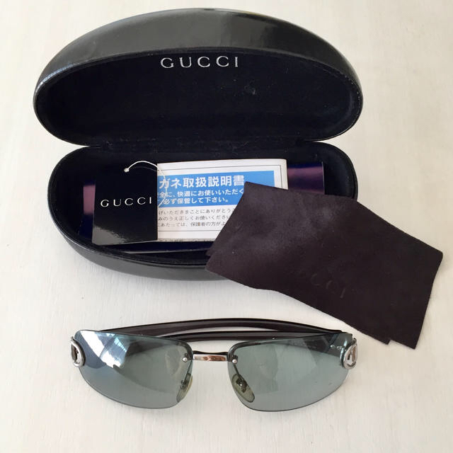 Gucci - GUCCI サングラス グレー ケース/メガネ拭き付きの通販 by