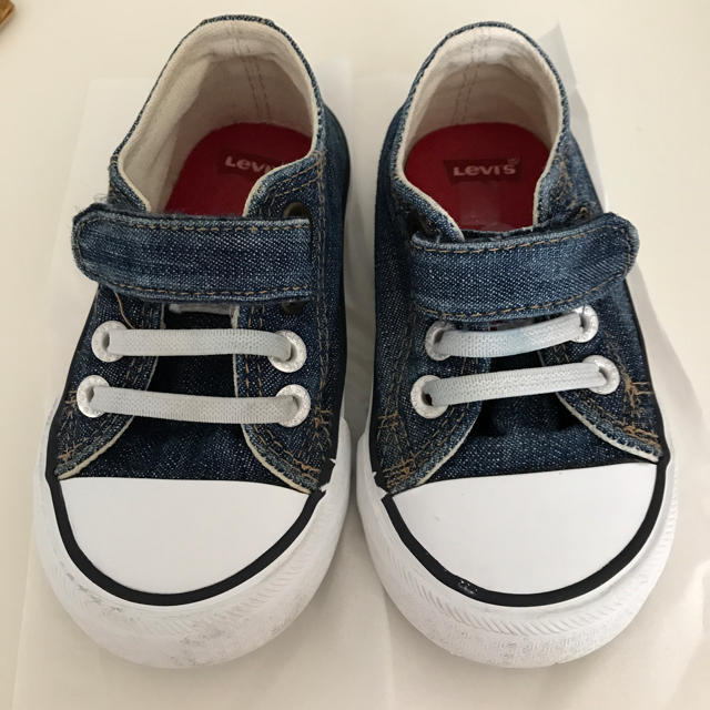 Levi's(リーバイス)のLevis デニム　靴　15センチ キッズ/ベビー/マタニティのキッズ靴/シューズ(15cm~)(スニーカー)の商品写真