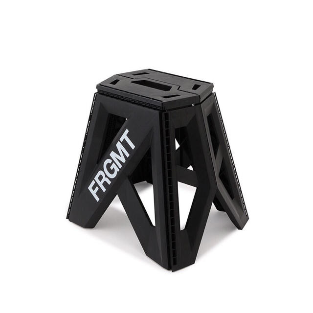 POP BY JUN FRGMT FOLDABLE CHAIR 23cm