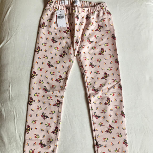 GAP Kids(ギャップキッズ)の新品　GAP 120 レギンス　可愛い　ちょうちょ キッズ/ベビー/マタニティのキッズ服女の子用(90cm~)(パンツ/スパッツ)の商品写真