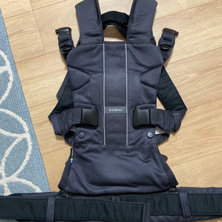 ベビービョルン(BABYBJORN)の＊値下げ＊美品＊ベビービョルン ベビーキャリアone+Airよだれパットセット(抱っこひも/おんぶひも)