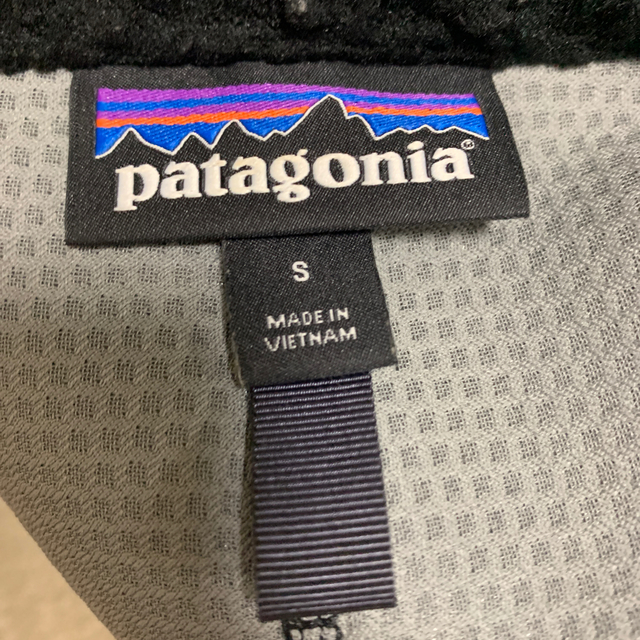 patagonia(パタゴニア)のパタゴニアレトロxベスト メンズのトップス(ベスト)の商品写真